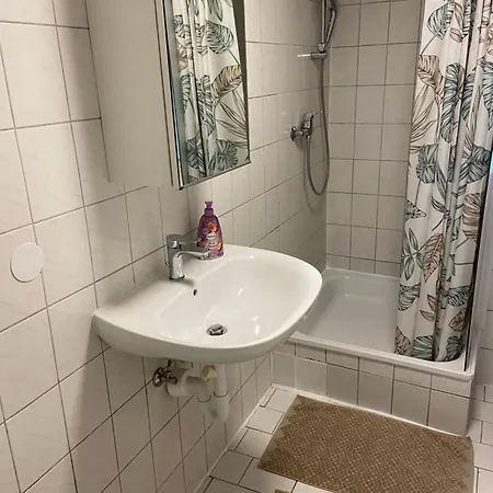 Neu Eg Bis 4 Personen Im Naherholungs U Seengebiet